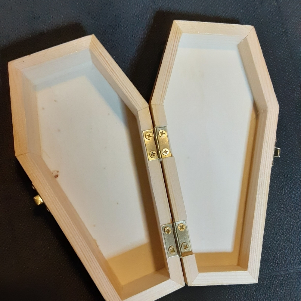 Coffin box - Picture 5 of 5